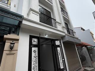 Bán nhà riêng tại phụng châu, 3,5 tỷ, 31 m2, 3pn, 3wc, 4 tầng