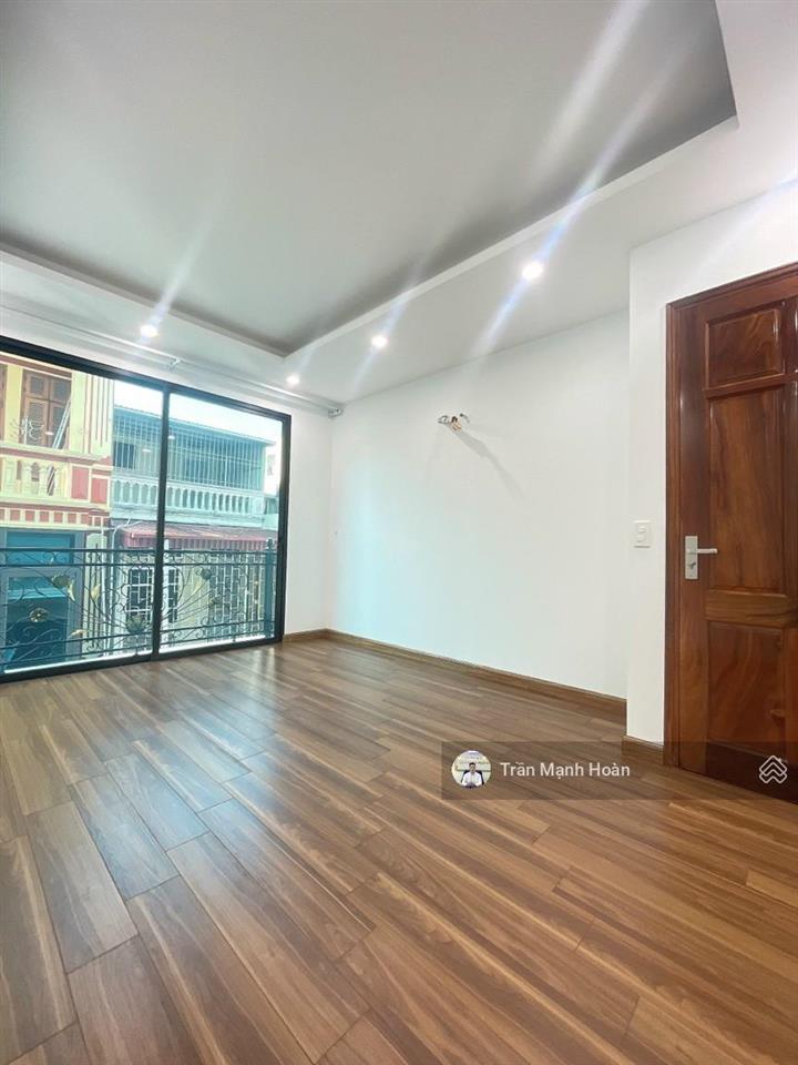 Chính chủ bán nhà 4tx39m2 đại linhtrung vănnam từ liêm. ngay lê quang đạo. ôtô đỗ gần. giá 7tỷ9