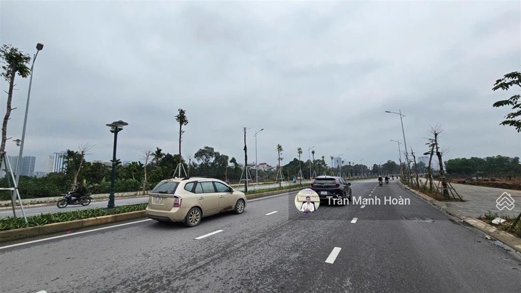 Chính chủ bán nhà 4tx39m2 đại linhtrung vănnam từ liêm. ngay lê quang đạo. ôtô đỗ gần. giá 7tỷ9