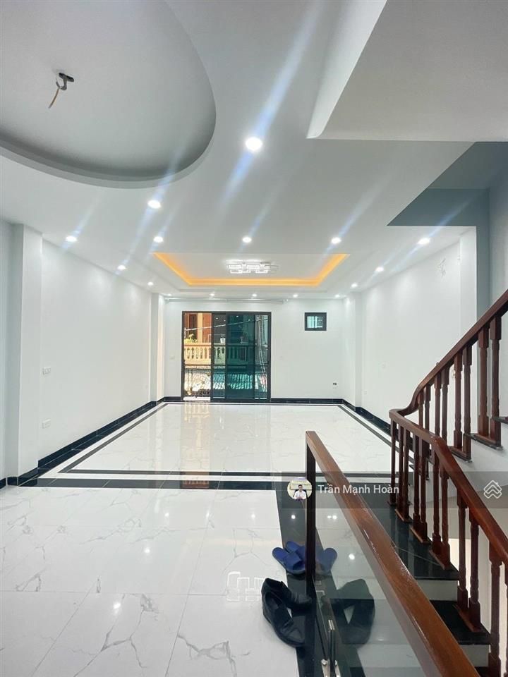 Chính chủ bán nhà 4tx39m2 đại linhtrung vănnam từ liêm. ngay lê quang đạo. ôtô đỗ gần. giá 7tỷ9