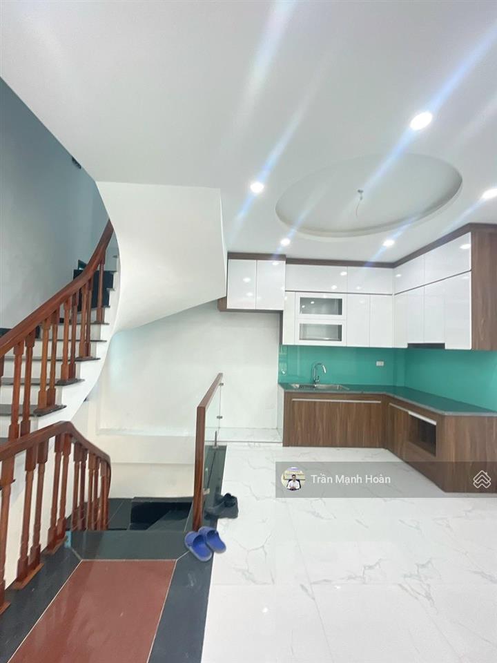 Chính chủ bán nhà 4tx39m2 đại linhtrung vănnam từ liêm. ngay lê quang đạo. ôtô đỗ gần. giá 7tỷ9