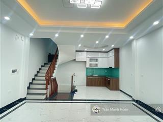 Chính chủ bán nhà 4tx39m2 đại linhtrung vănnam từ liêm. ngay lê quang đạo. ôtô đỗ gần. giá 7tỷ9