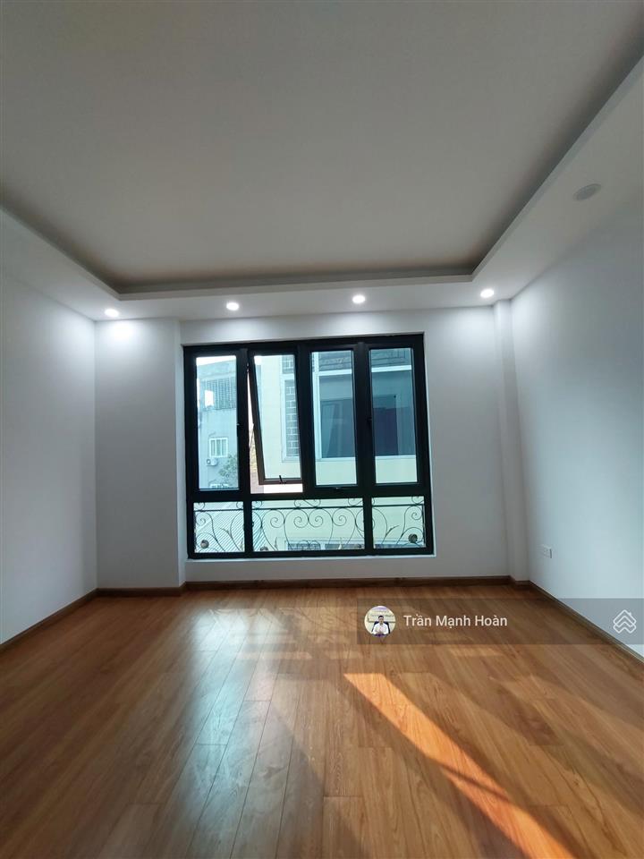 Chính chủ bán nhà 4tx39m2 đại linhtrung vănnam từ liêm. ngay lê quang đạo. ôtô đỗ gần. giá 7tỷ9