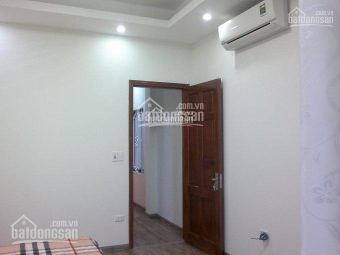 Tôi cần bán gấp nhà 5t thang máy văn la, phú la ngay chợ văn la và cột đồng hồ vp, ôtô tránh. 16tỷ8