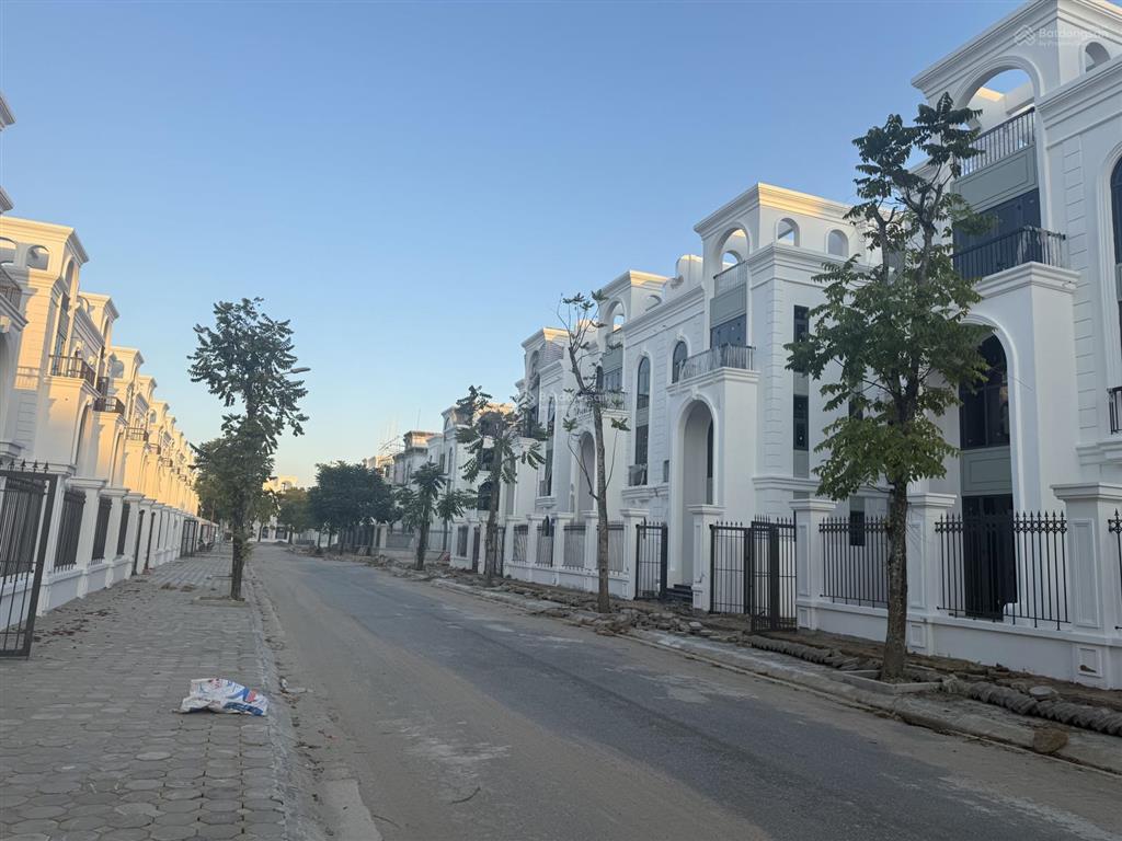 Bán biệt thự siêu hot tại bình minh, hà nội, 82 triệu/m2, 202m2, kđt thanh hà cienco5
