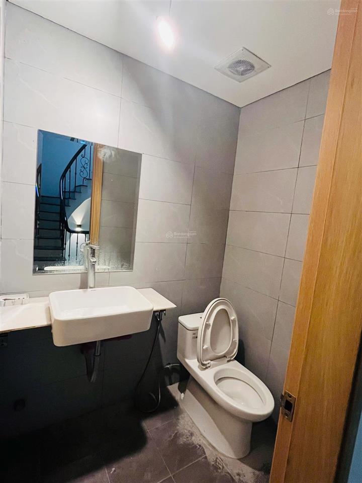 Cho thuê nhà 120m² hoàn thiện mới tinh full nội thất vào ở ngay