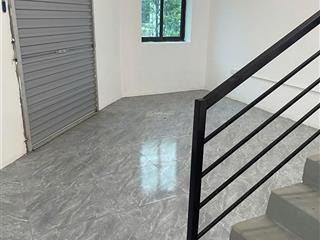 Cho thuê lô góc hoàn thiện rùi 75m2, giá chỉ 12 triệu/tháng
