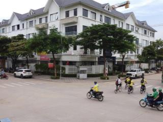 Cho thuê mặt bằng góc 50m, mặt đường lớn 20,5m, hoàn thiện đẹp, giá siêu rẻ chỉ 7.5tr/tháng