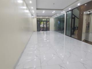 Cần cho thuê tầng 1 dt 75m2 đã hoàn thiện đẹp, giá 12tr/tháng