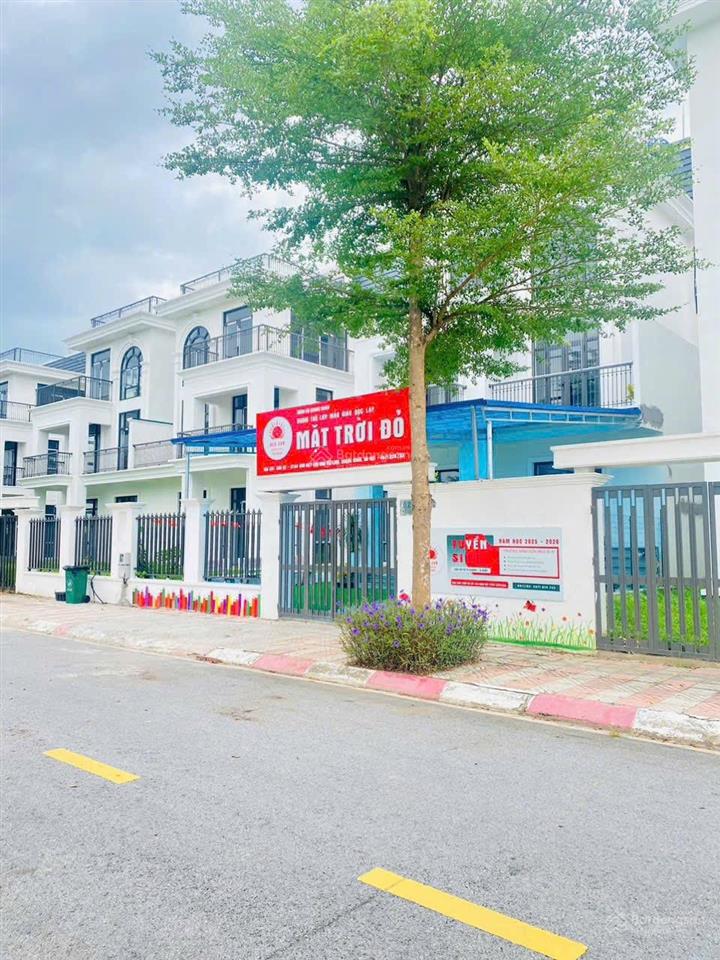 Cần tiền bán gấp 14,x tỷ biệt thự hud me linh central