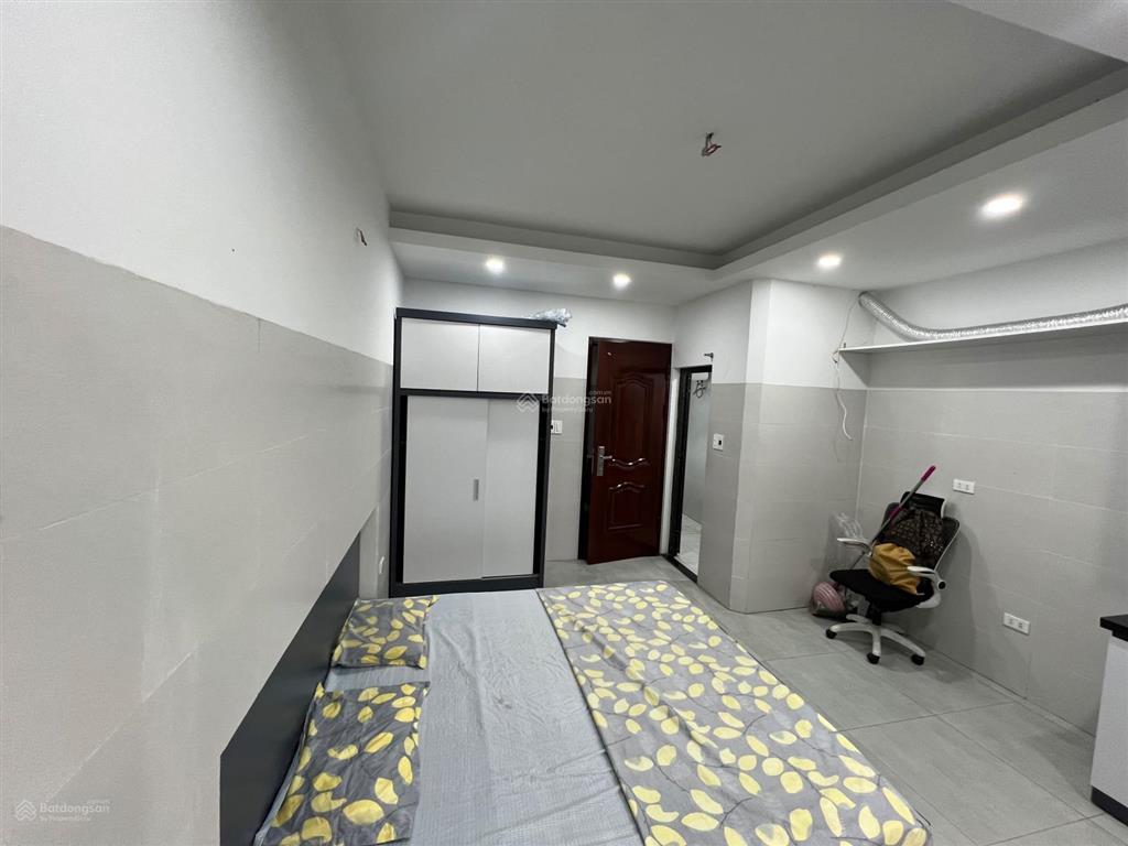 Chính chủ cho thuê nhà trọ ngõ 82 phố kiều mai  phúc diễn, dt 25m2 giá 3,9tr/th,  0988 122 ***