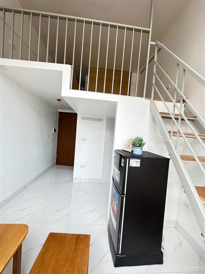 Cho thuê phòng chính chủ nhà ngách 42 ngõ 132 cầu giấy, giá từ 5.6tr/phòng,  0988 122 ***