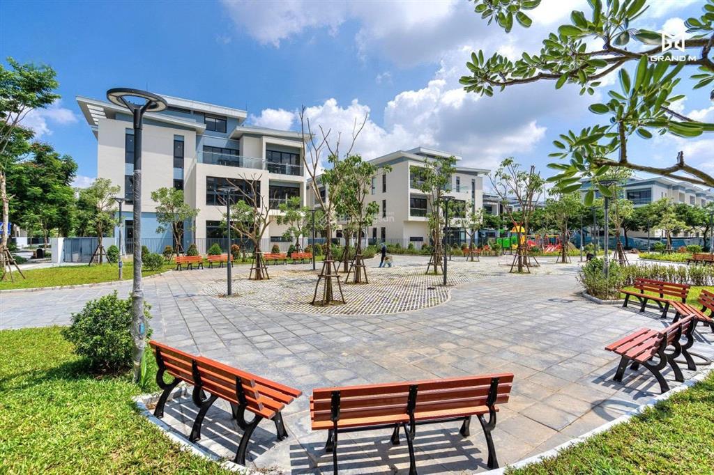 Cắt lỗ sâu biệt thự an quý villa kđt dương nội , dt207 m2 hướng đn, giá 39,5 tỷ.  0931 133 ***