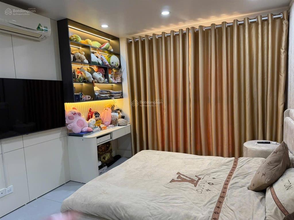 Cần bán gấp căn hộ ct7hjk dt 107m2, tk 3 pn, 2wc, giá 6 tỷ
