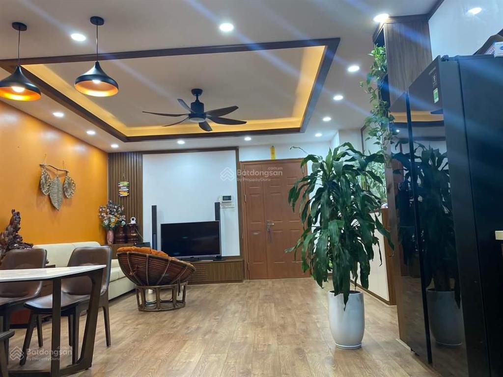 Cần bán căn góc 55m2 chung cư bộ tư lệnh thủ đô, 2 phòng ngủ, giá 3,7 tỷ