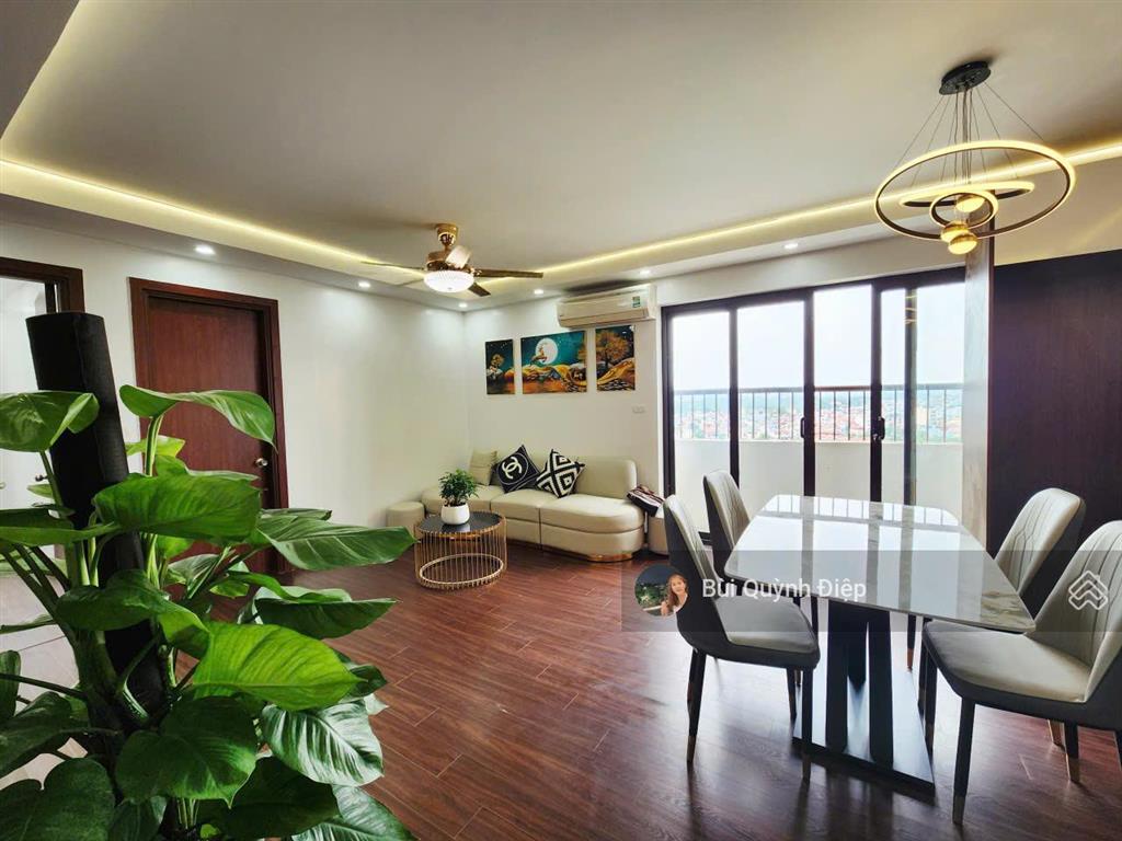 Cần bán 2 ngủ dt= 55m2 tại chung cư bộ tư lệnh thủ đô hn giá 3.7 tỷ