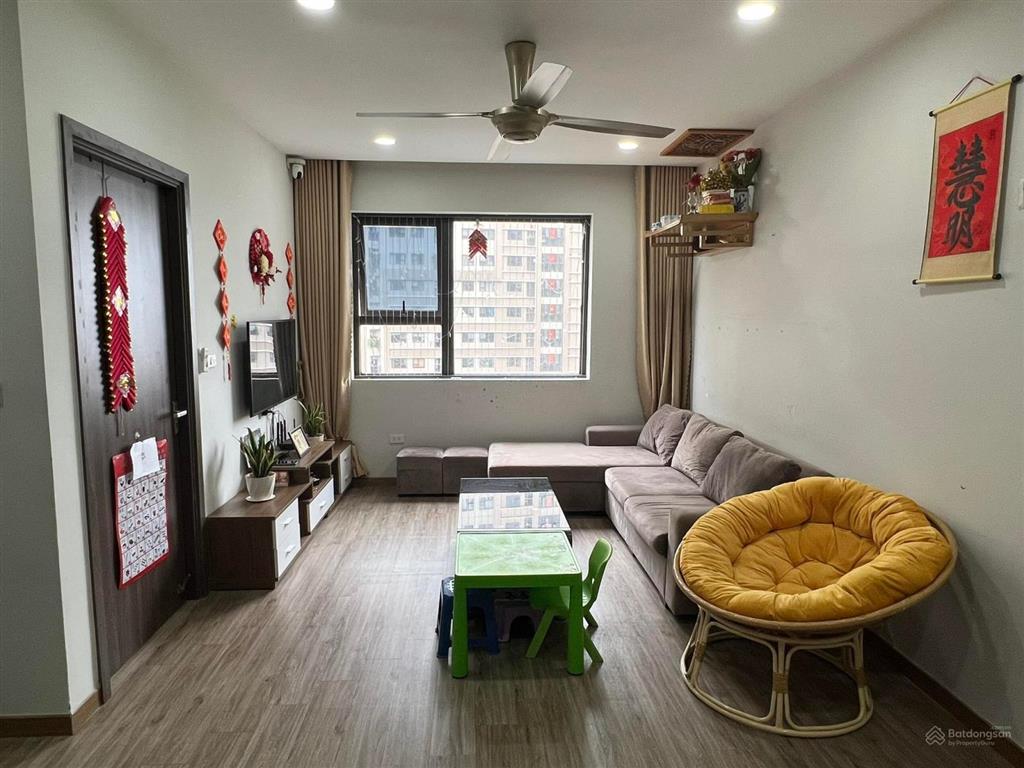 Sang nhượng căn hộ 89m2, 2 phòng ngủ, ct5 văn khê, giá 5tỷ
