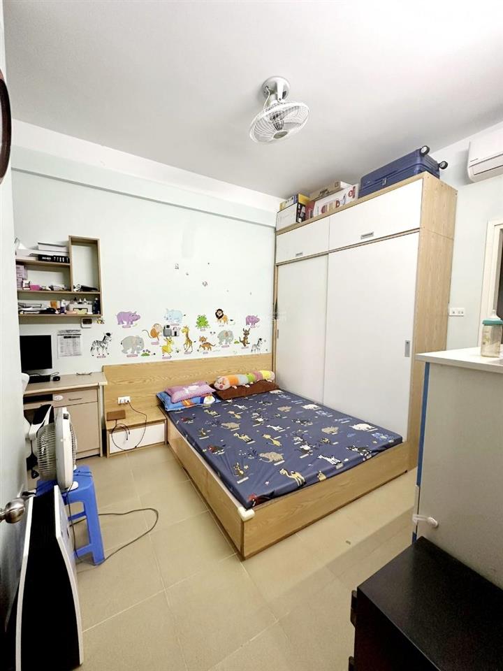 Cần chuyển nhượng gấp căn hộ 59m2 chung cư ct3 văn khê, 2 phòng ngủ, giá 4.080tỷ