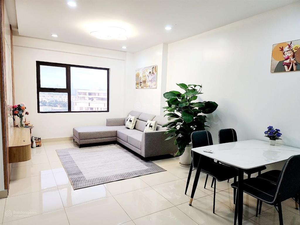 Bán căn hộ 82m² ct5 văn khê, 2pn full đồ giá 4,3 tỷ