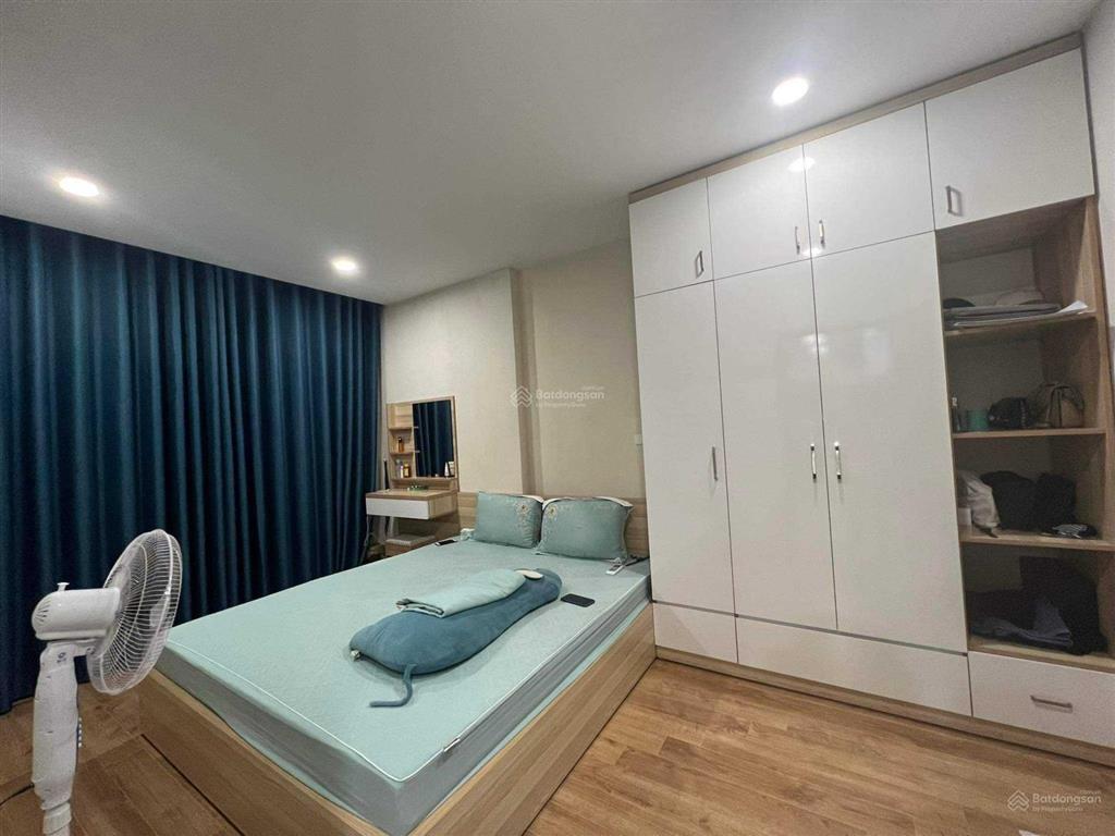 Cần cho thuê căn góc 94m2 chung cư usilk ct1, văn khê, 2pn nội thất rồi 12tr/tháng