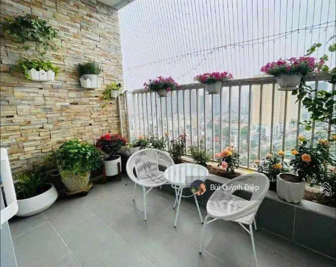Cho thuê cc 4pn, 2wc, 160m2 tại khu đô thị văn khê, giá tốt, view đẹp