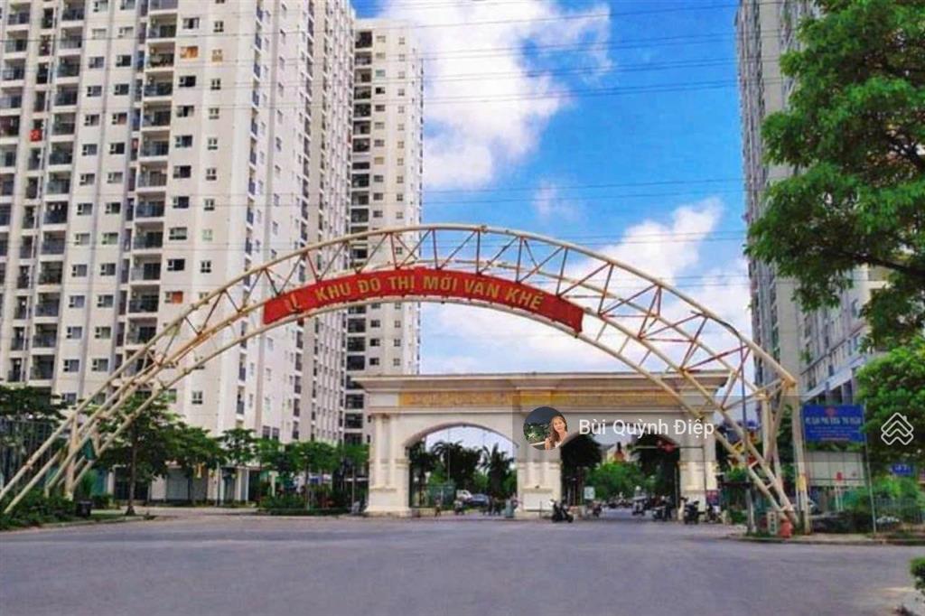 Cho thuê cc 4pn, 2wc, 160m2 tại khu đô thị văn khê, giá tốt, view đẹp