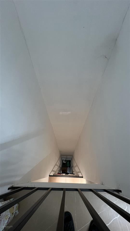 Chính chủ bán nhà phân lô 5 tầng 50m2 mt 5,4m thiết kế hiện đại sổ đỏ gần chợ văn la, văn phú