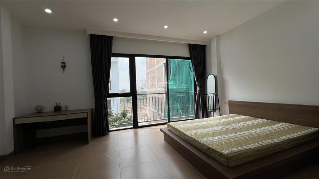 Chính chủ bán nhà phân lô 5 tầng 50m2 mt 5,4m thiết kế hiện đại sổ đỏ gần chợ văn la, văn phú