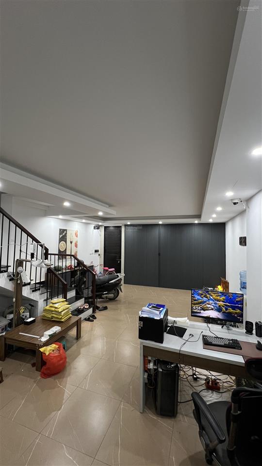 Chính chủ bán nhà phân lô 5 tầng 50m2 mt 5,4m thiết kế hiện đại sổ đỏ gần chợ văn la, văn phú