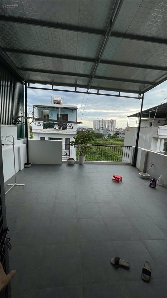 Chính chủ bán nhà phân lô 5 tầng 50m2 mt 5,4m thiết kế hiện đại sổ đỏ gần chợ văn la, văn phú
