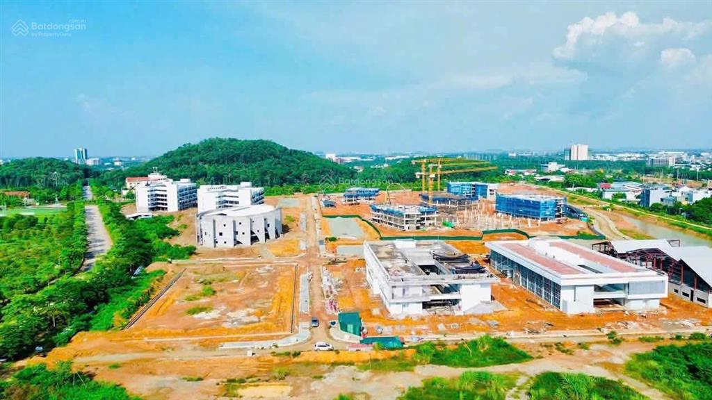 Bán đất sát đại học tại hòa lạc chỉ hơn 2 tỷ/100m2 full thổ gần metro