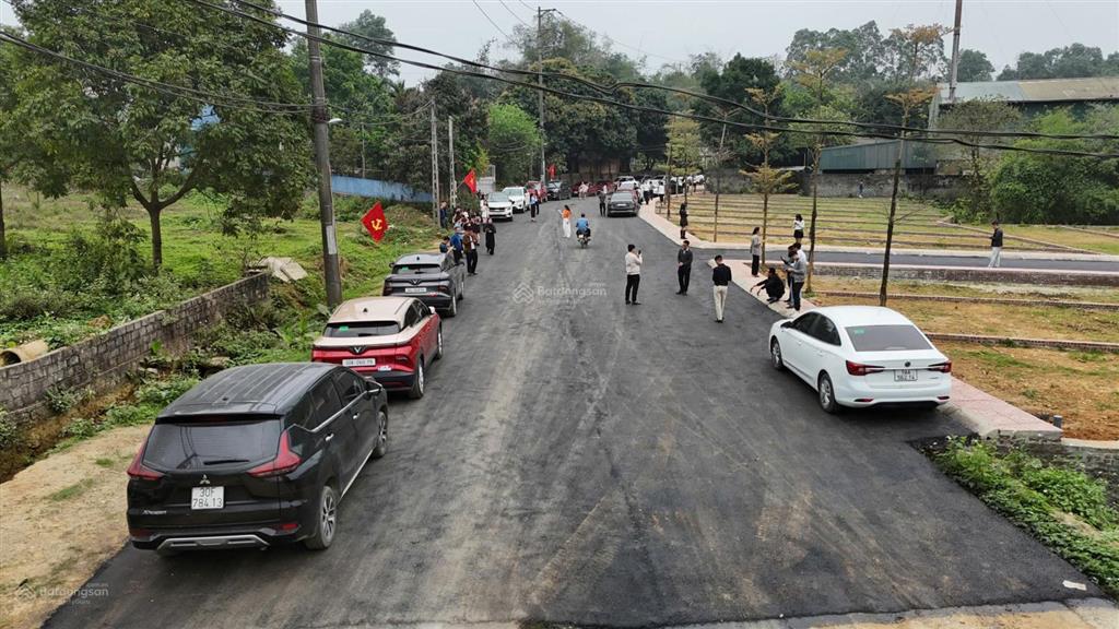 Tôi bán lô đất xuất ngoại giao giá chỉ từ 2tỷ4/100m2 lô thường và lô góc sát ql21 đường to 68m