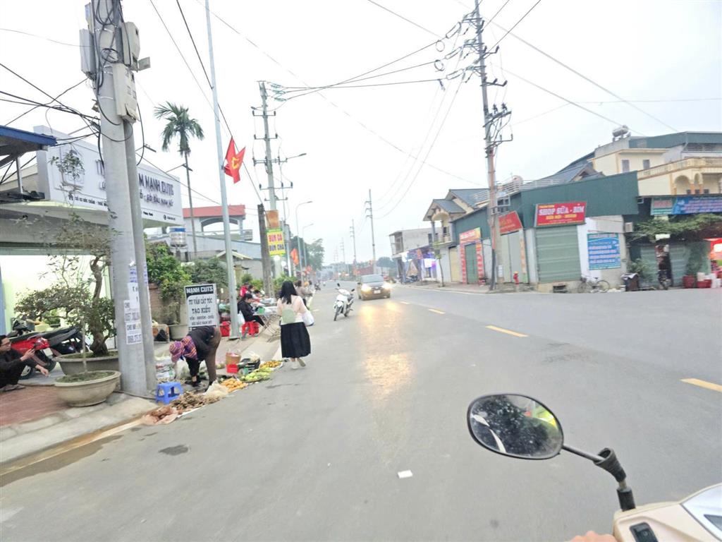 Tôi bán lô đất xuất ngoại giao giá chỉ từ 2tỷ4/100m2 lô thường và lô góc sát ql21 đường to 68m