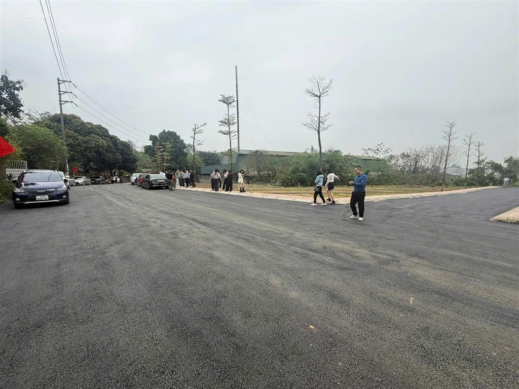 Chính chủ bán lô đất trục chính kinh doanh gần trường đại học mặt dh09 rẻ hơn thị trường 600tr
