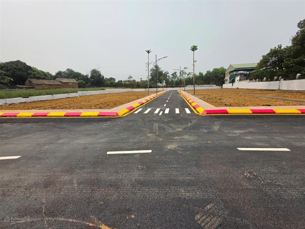 Chính chủ cần tiền giảm giá sâu lô đất mặt đường kd ở phú cát 2,5 tỷ