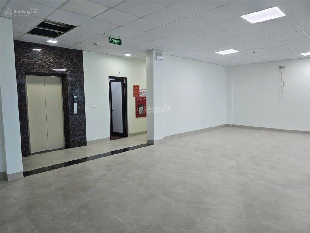 Cho thuê sàn văn phòng 160m2 ở dương nội, giá 17tr/tháng