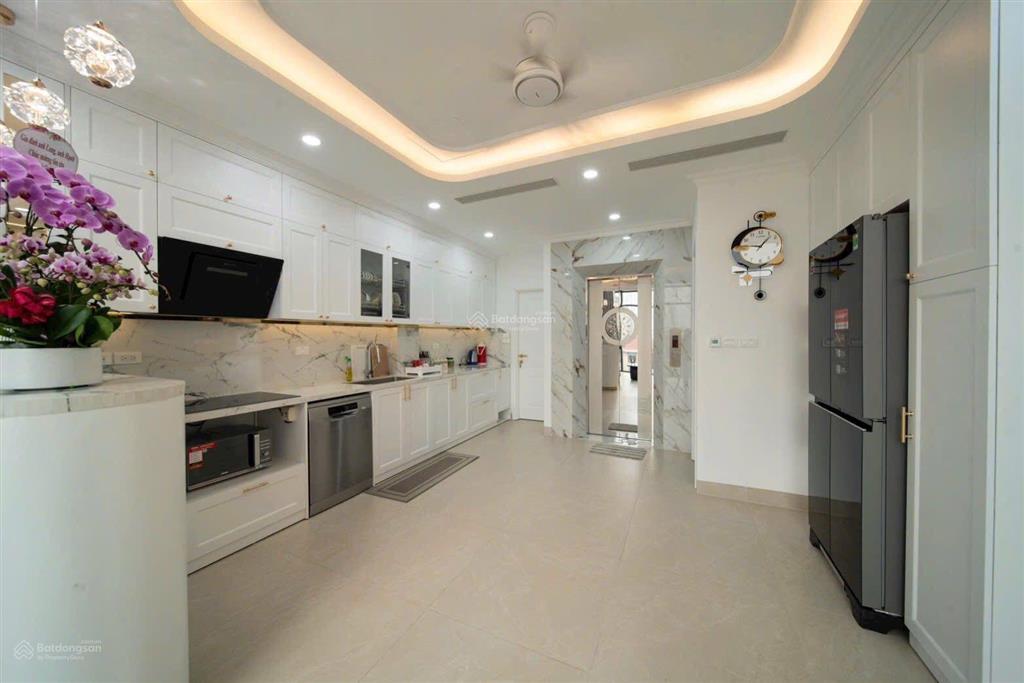 Bán nhà đẹp  dọc bún 1. mặt ngô thì nhậm kéo dài, ngay khu đô thị văn khê