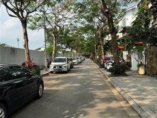 Biệt thự an vượng 180m view trường học, hướng đông nam, dòng tiền đều đặn giá 36 tỷ