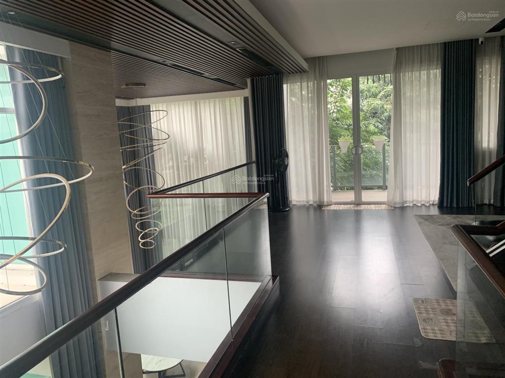 Cho thuê biệt thự đủ nội thất tại parkcity hà nội, giá 50 triệu, diện tích 240 m2