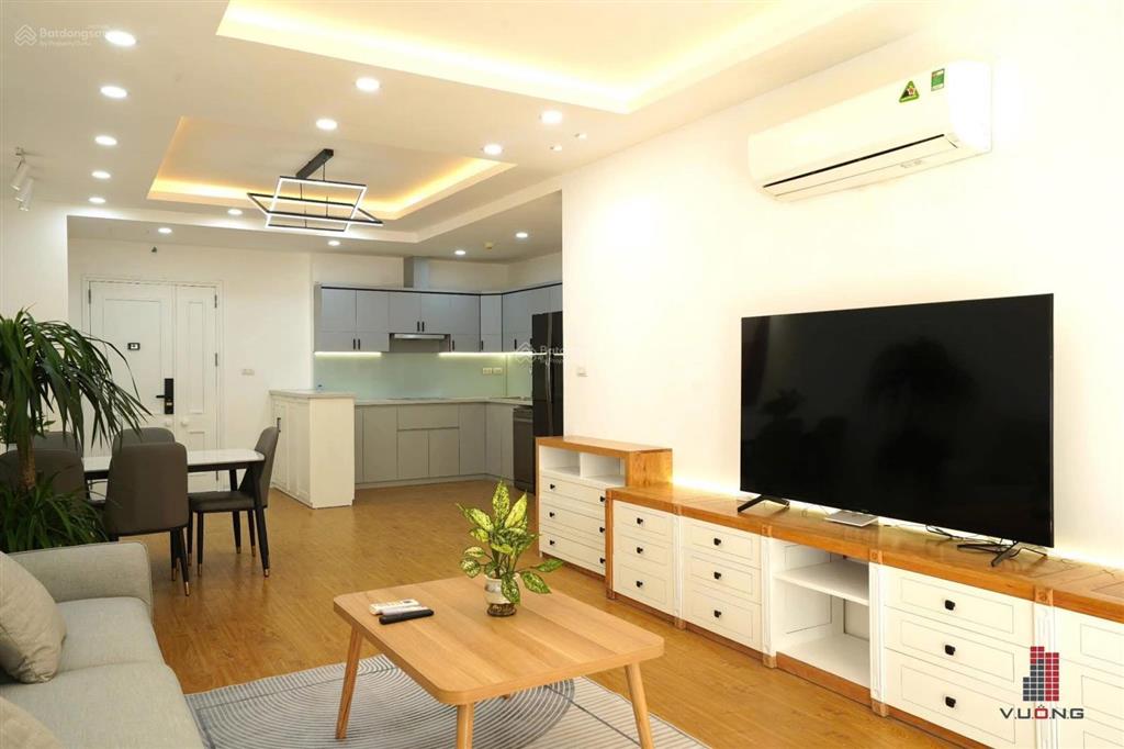 Chính chủ cần bán căn hộ victoria văn phú. 116m hướng mát