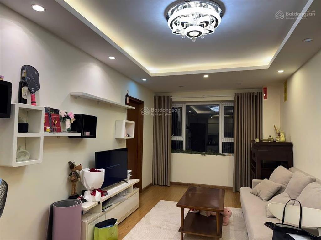 Cần bán nhanh căn hộ ct12 khu đô thị mới văn phú
