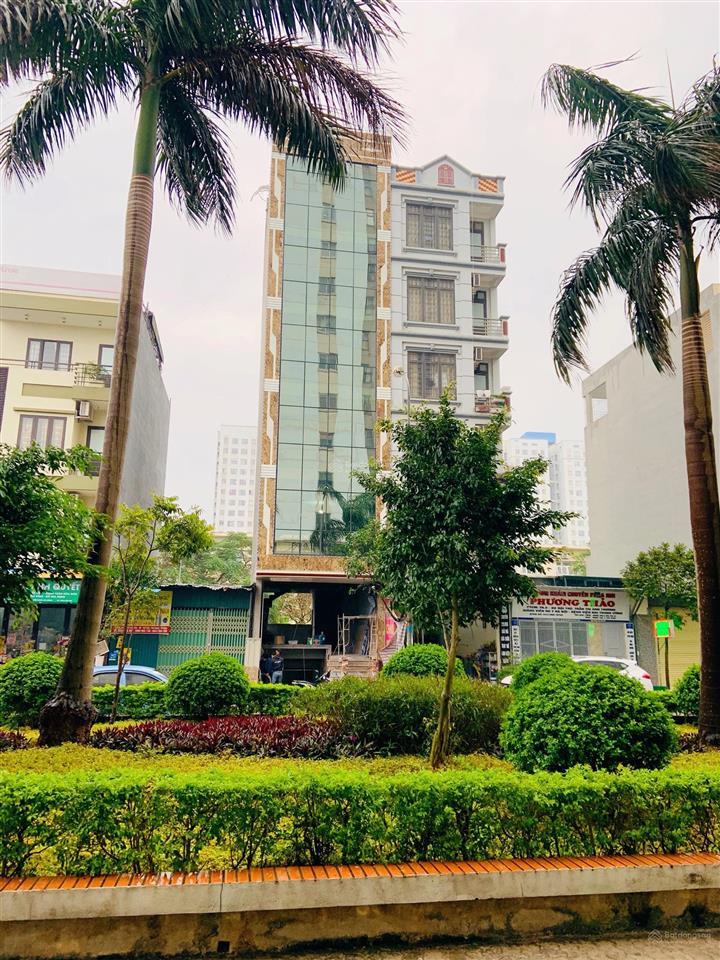 Cho thuê nhà phố  kinh doanh, có thang máy, nhà mới đẹp, kiến hưng.  0362 074 ***