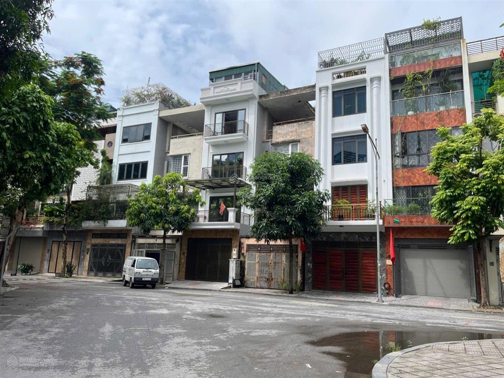 Chị chủ hạ hơn 3 tỷ tt4 văn phú 90m2 đầu đường 24m vị trí đẹp, ở và kinh doanh và đầu tư giá 20 tỷ