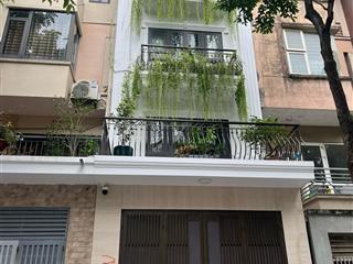 Chị chủ hạ hơn 3 tỷ tt4 văn phú 90m2 đầu đường 24m vị trí đẹp, ở và kinh doanh và đầu tư giá 20 tỷ