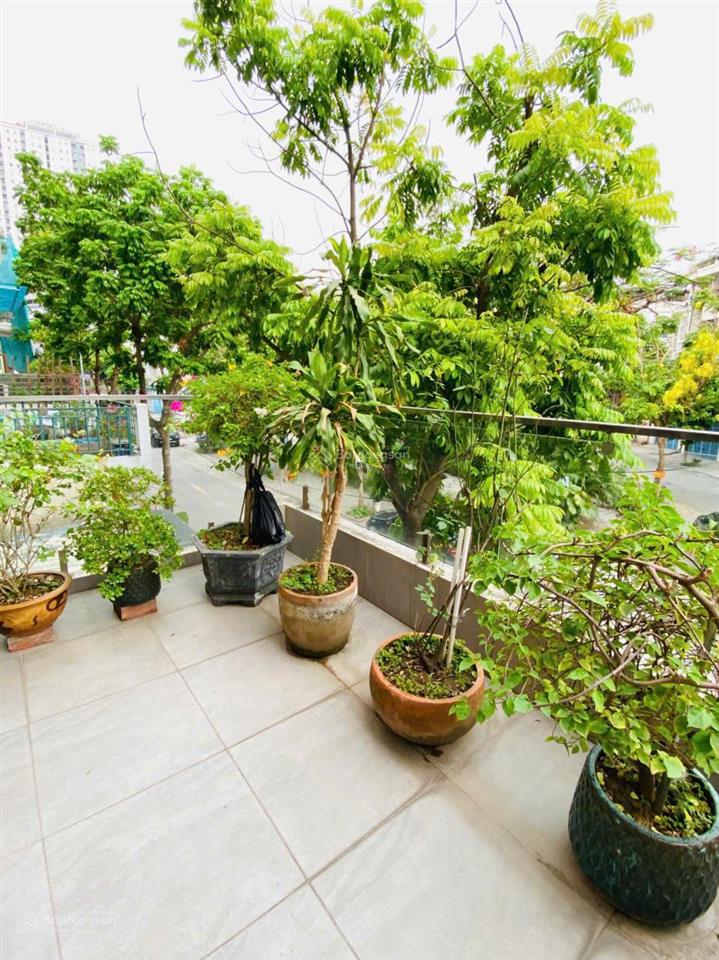 Siêu rẻ  lk văn phú tt28 nhìn vườn hoa nhìn sang vườn hoa. mới hoàn thiện, thang máy xịn