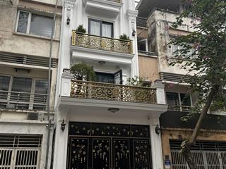 Siêu rẻ  lk văn phú tt28 nhìn vườn hoa nhìn sang vườn hoa. mới hoàn thiện, thang máy xịn