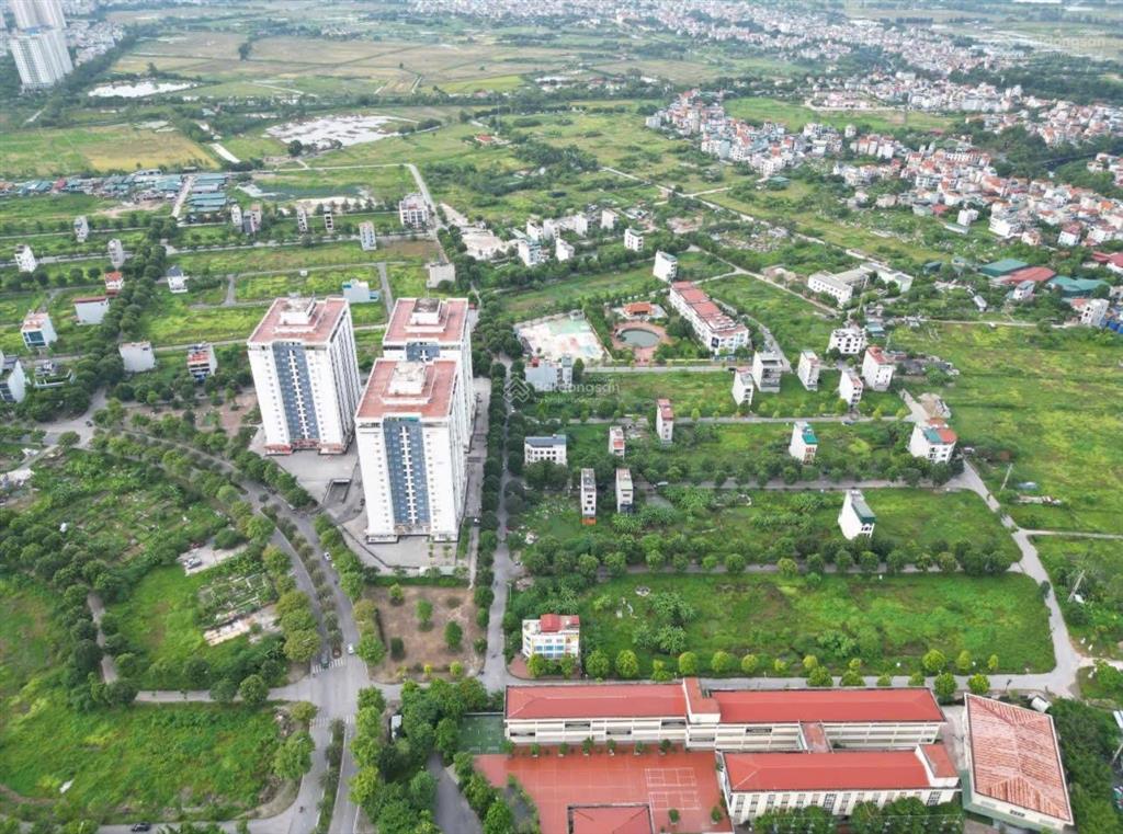 Liền kề 100m2 sau 3 toà chung cư khu b1.4 thanh hà cienco5