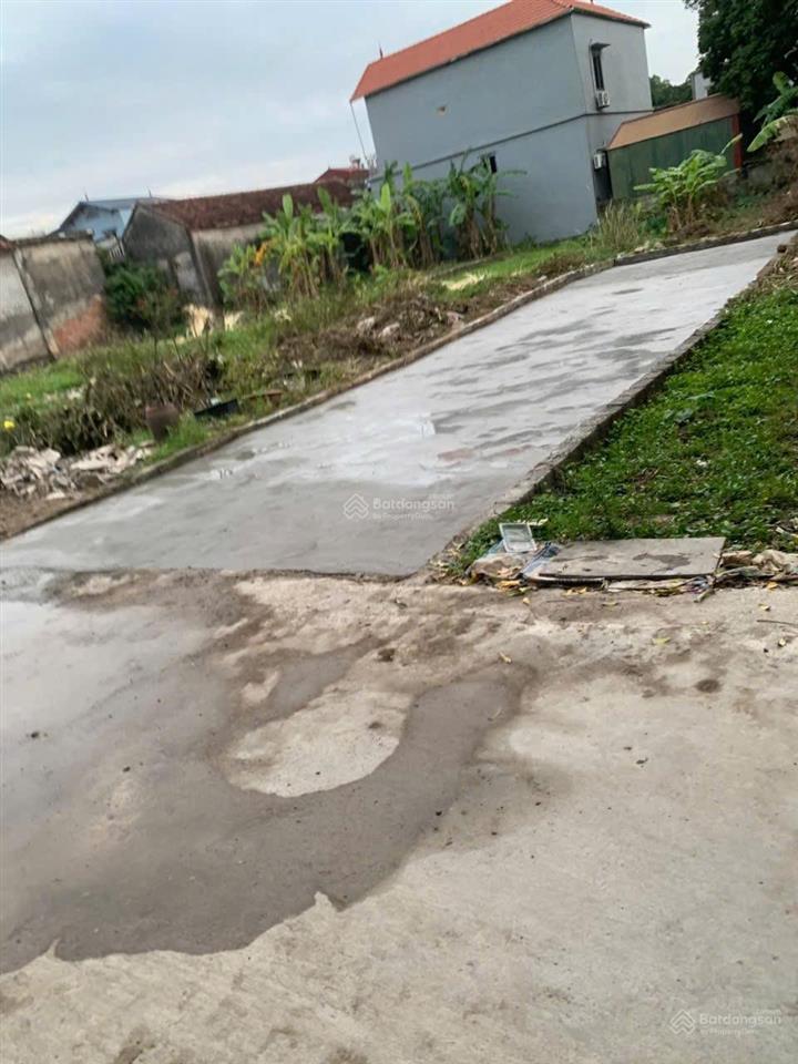 Bán gấp mảnh đất tại quế sơn tân ước, 83.9 m2, mặt tiền 4.6m, ngõ 3m,ô tô đỗ cửa sổ đỏ đầy đủ