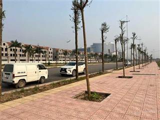 Bán 80m2 đất dịch vụ xã an thượng, khu học viện chính sách, giá 95 triệu/1m2