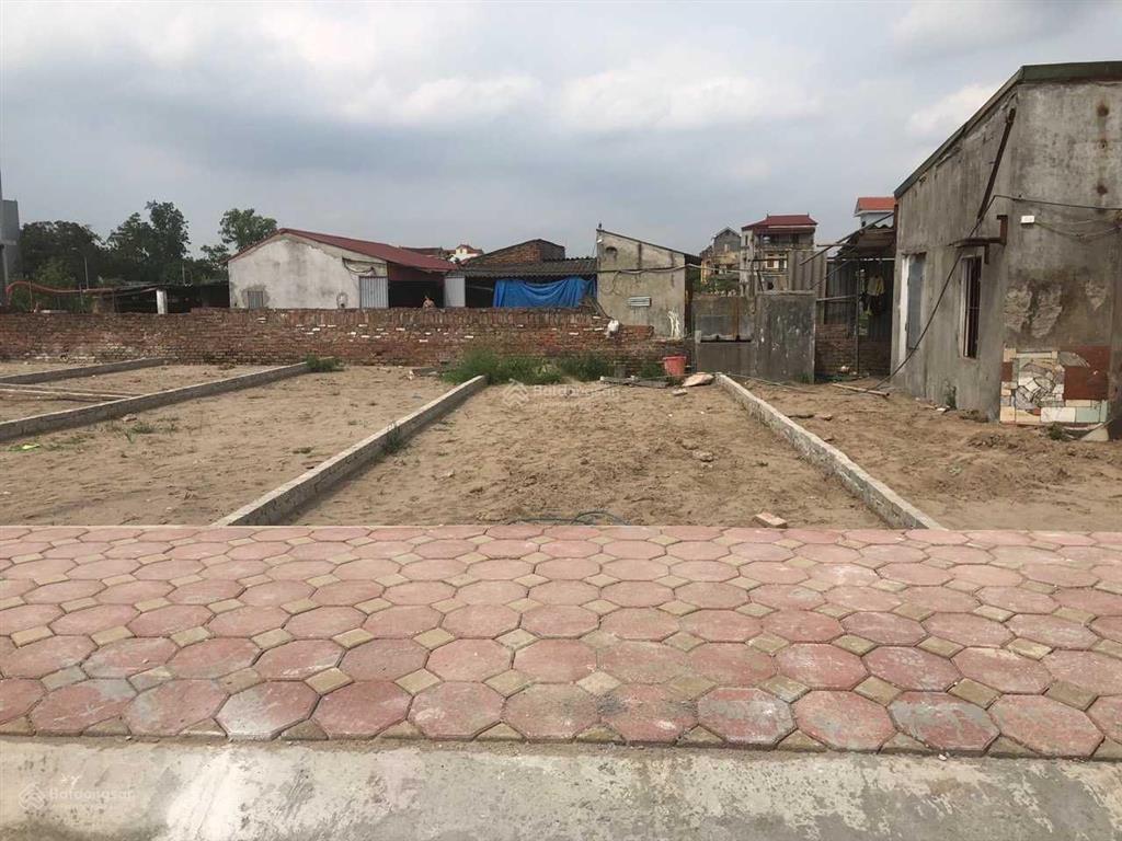 Bán 80m2 đất dịch vụ xã song phương hoài đức hà nội sđcc vị trí đẹp